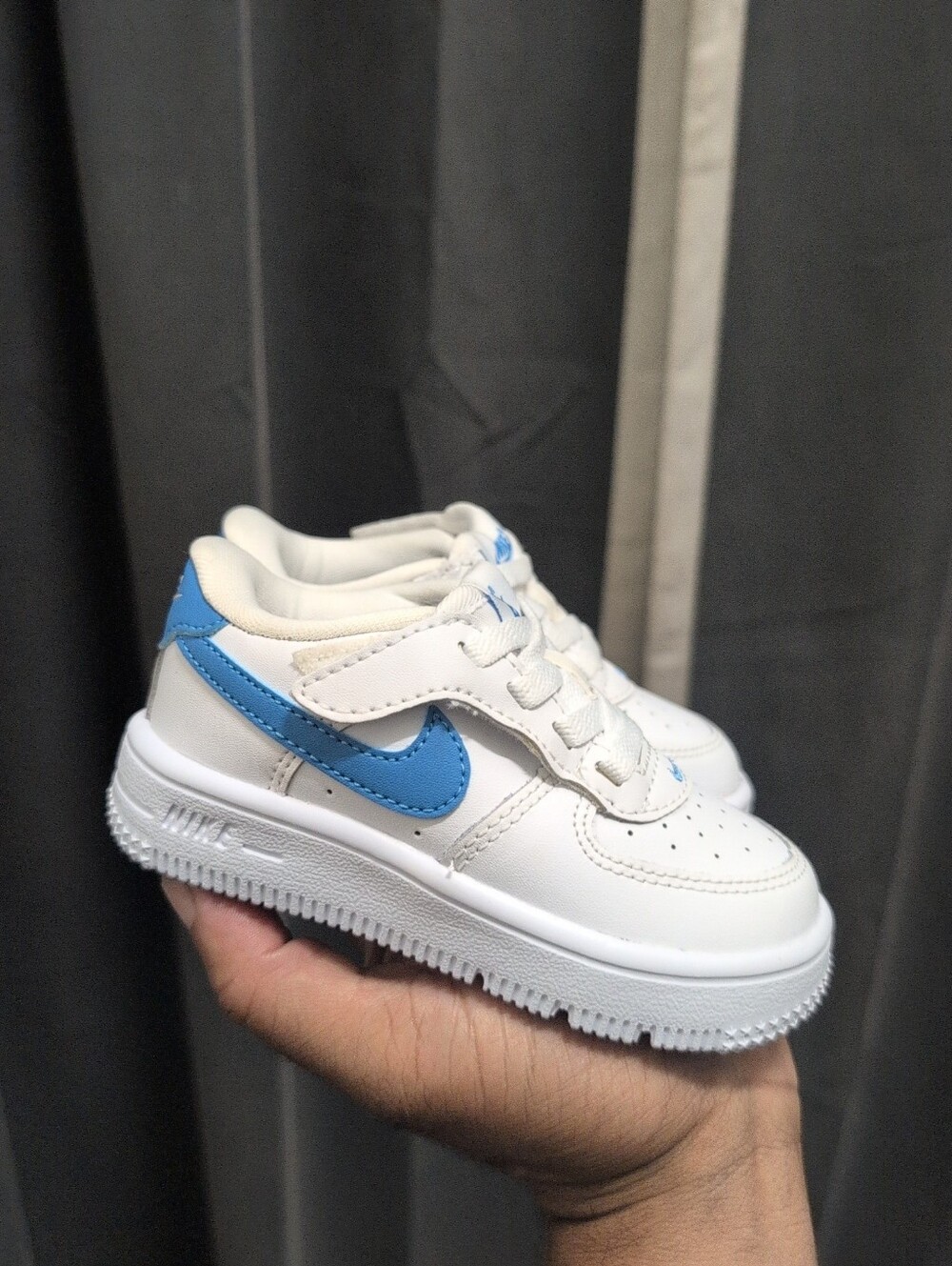 Kids Nike Force 1 Low EasyOn White/ Blue Beyond Size 6C